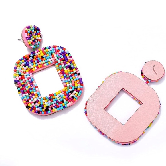 Colorful big hanging beaded earrings - Picture 7 of 10